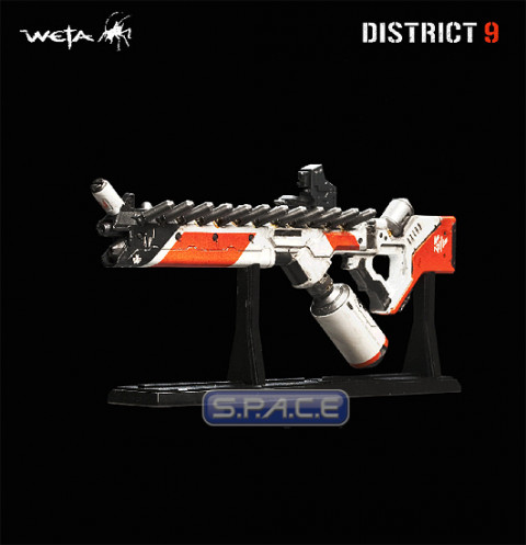 1/4 Scale Assault Rifle Replica (District 9)