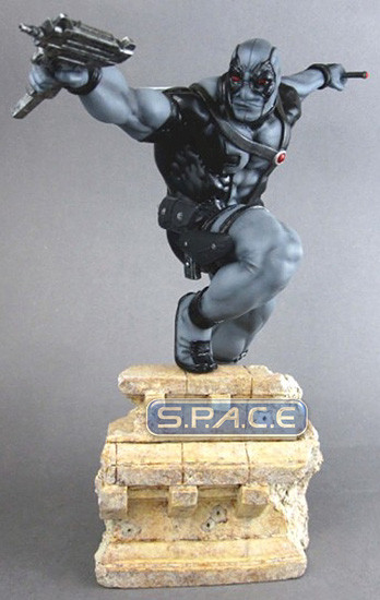 Deadpool Fine Art Statue (Marvel: X-Force)