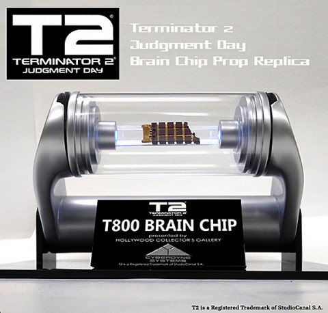 1:1 T-800 Brain Chip Life-Size Replica (Terminator 2)