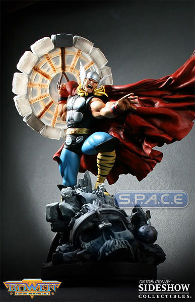 Thor - Classic Action Statue (Marvel)