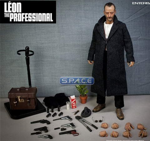 1/6 Scale Leon the Professional Real Masterpiece