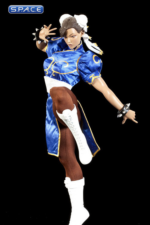 1/4 Scale Chun-Li Statue (Street Fighter)