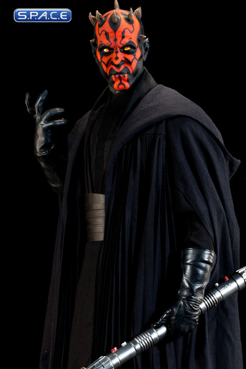 Darth Maul Legendary Scale Figure (Star Wars)