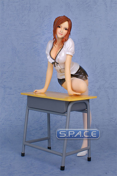 1/6 Scale Home Room Teacher Mari Real Face Image Statue
