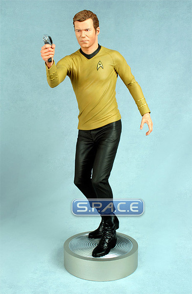 1/4 Scale Captain James T. Kirk Statue (Star Trek)