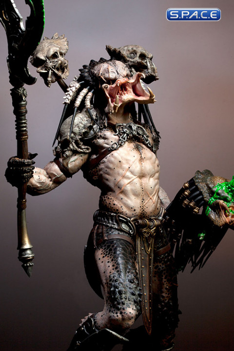 Bad Blood Predator Statue (Predator)