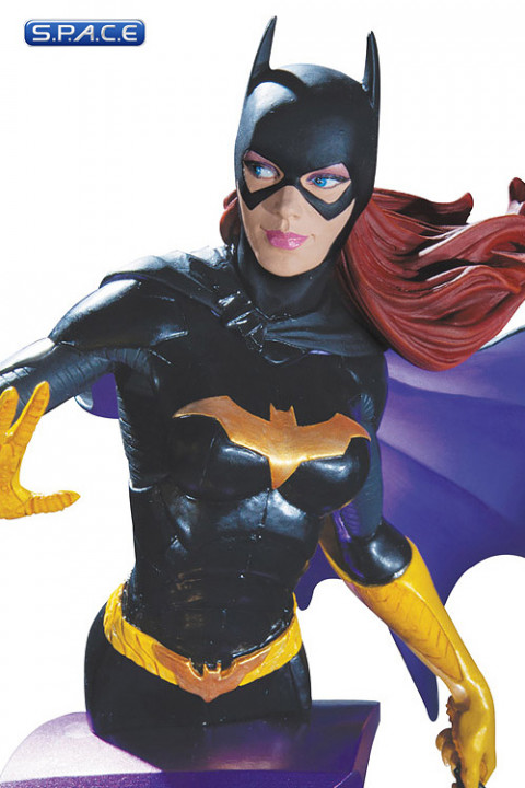 Batgirl Bust - The New 52 (DC Comics Super Heroes)