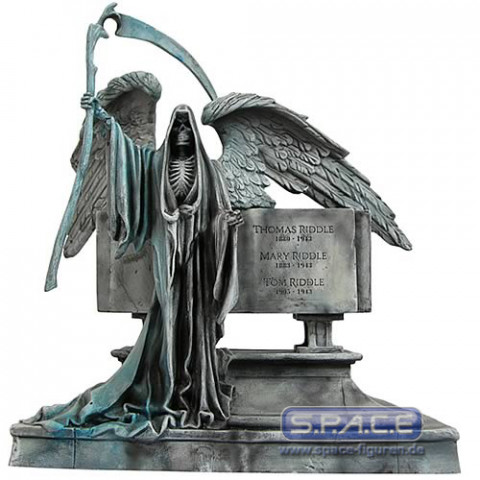 The Riddle Grave Statue (Harry Potter)
