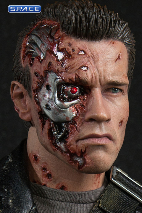 1/4 Scale T-800 Battle Damaged Version HD Masterpiece (Terminator 2: Judgment Day)