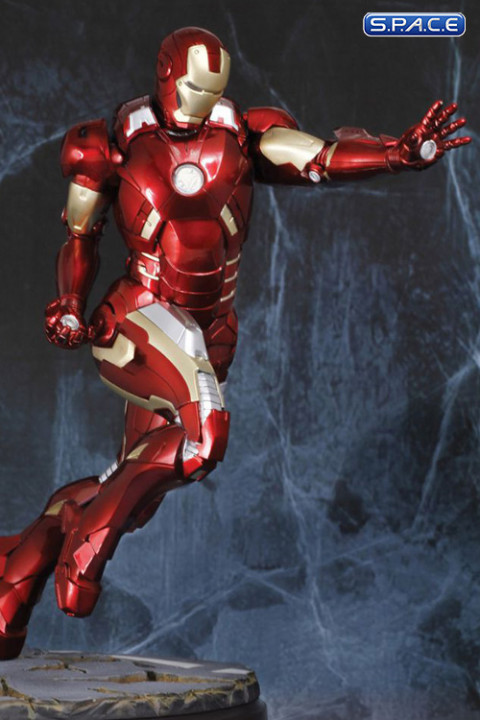 1/9 Scale Iron Man Mark VII PVC Model Kit - Action Hero Vignettes (The Avengers)