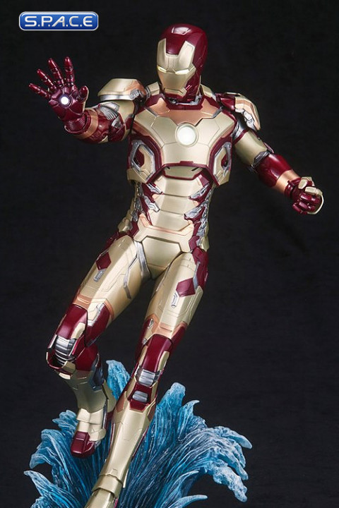 1/6 Scale Iron Man Mark 42 ARTFX Statue (Iron Man 3)