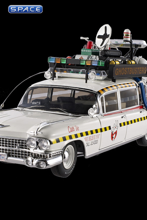 Ghostbusters diecast car 1 18 deals