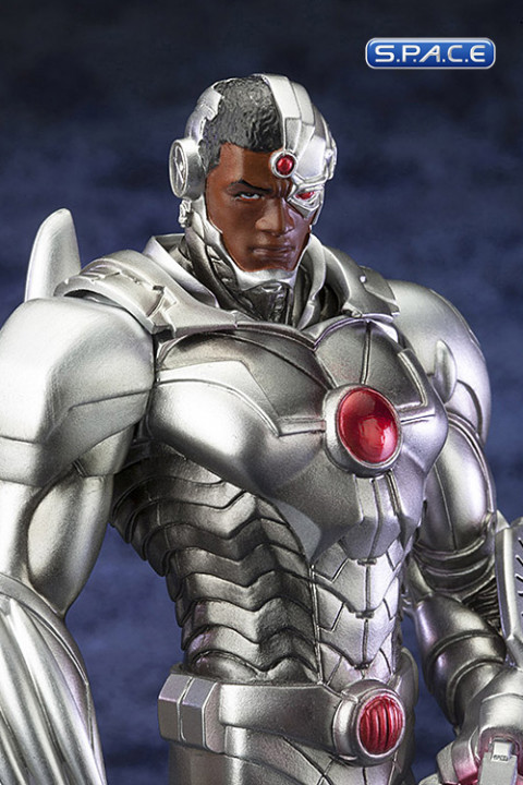 1/10 Scale Cyborg The New 52 ARTFXPlus Model Kit (DC Comics)