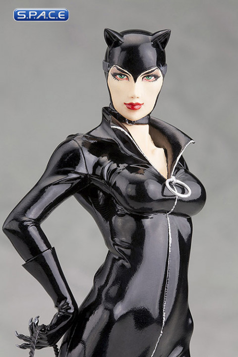 1/10 Scale Catwoman ARTFX+ Statue (DC - New 52)