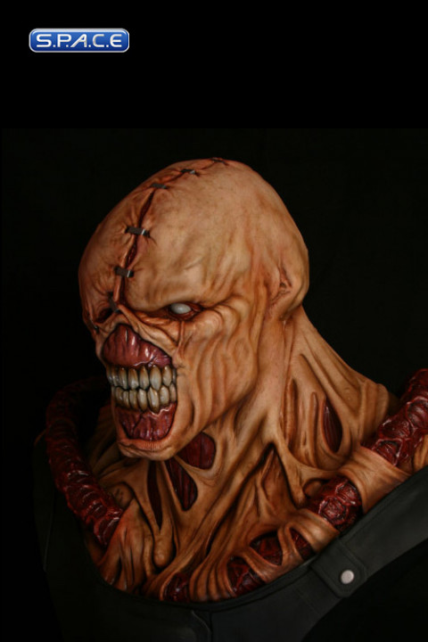 1:1 Nemesis life-size Bust (Resident Evil)