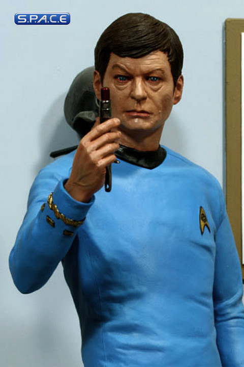 Dr. McCoy Statue (Star Trek)