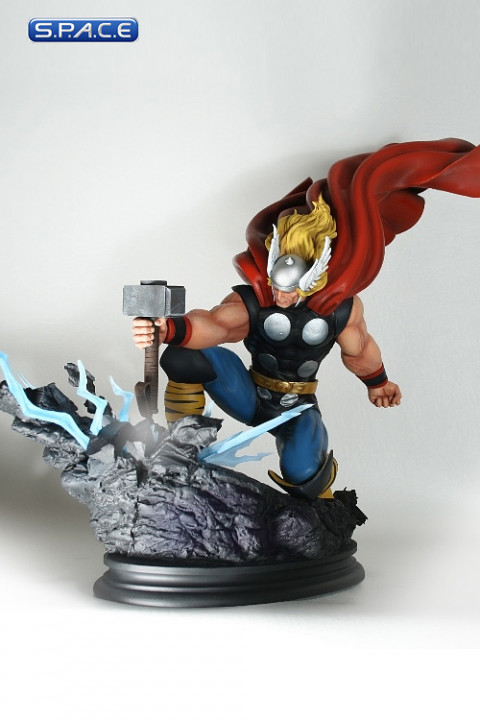 Thor Strike Down Statue (Marvel)