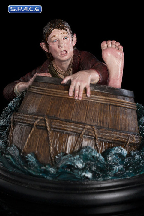 Bilbo Baggins Barrel Rider Mini-Statue (The Hobbit - The Desolation of Smaug)