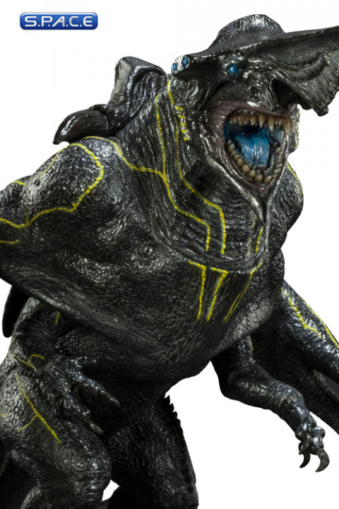 Knifehead Statue (Pacific Rim)