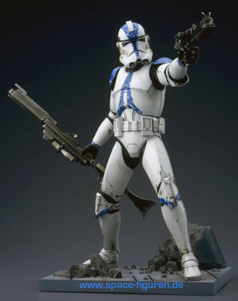 1/7 Scale Clone Trooper Snap Fit Model Kit (Star Wars - ROTS)