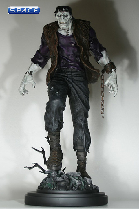 Frankenstein Statue (Randy Bowen)