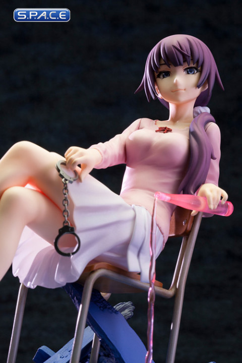 1/8 Scale Hitagi Senjogahara PVC Statue (Nisemonogatari)