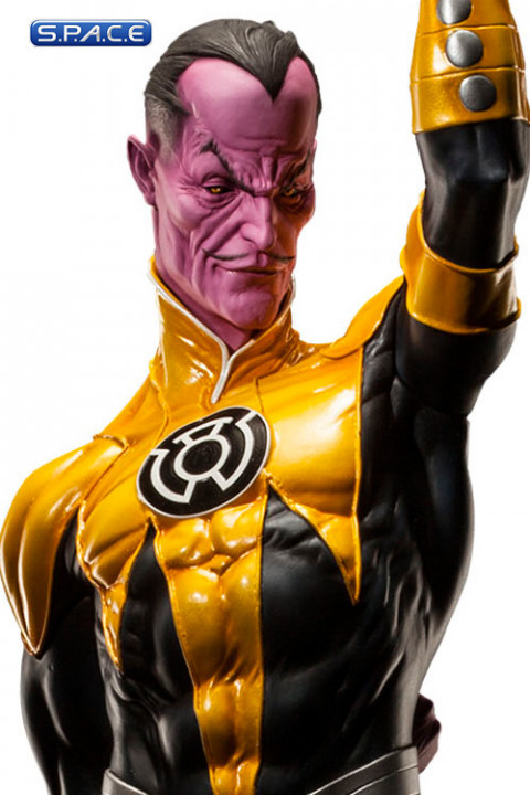 Sinestro Premium Format Figure (DC Comics)