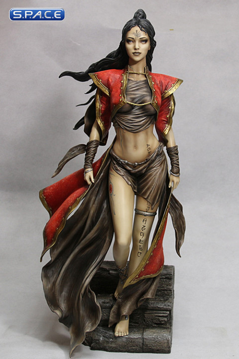 Dead Moon by Luis Royo Statue (Fantasy Figure Gallery)