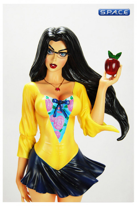Snow White Statue Ruby Edition (Grimm Fairy Tales)
