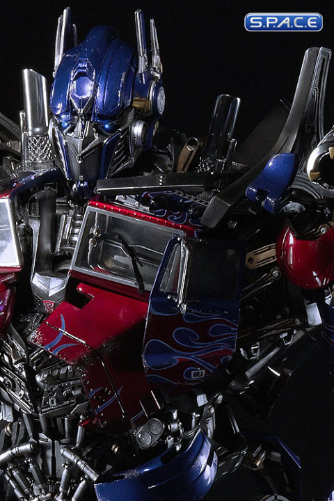 Optimus Prime Museum Masterline Statue (Transformers: Dark of the Moon)