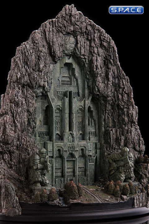 Front Gate to Erebor Environment  (The Hobbit: An Unexpected Journey)