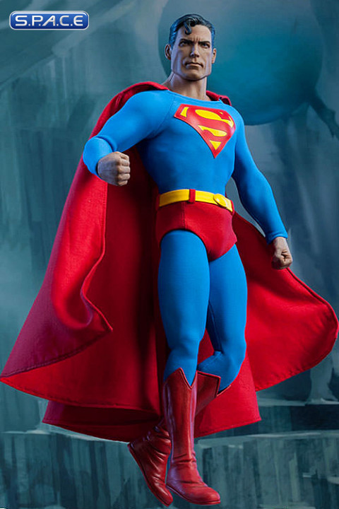 1/6 Scale Superman (DC Comics)