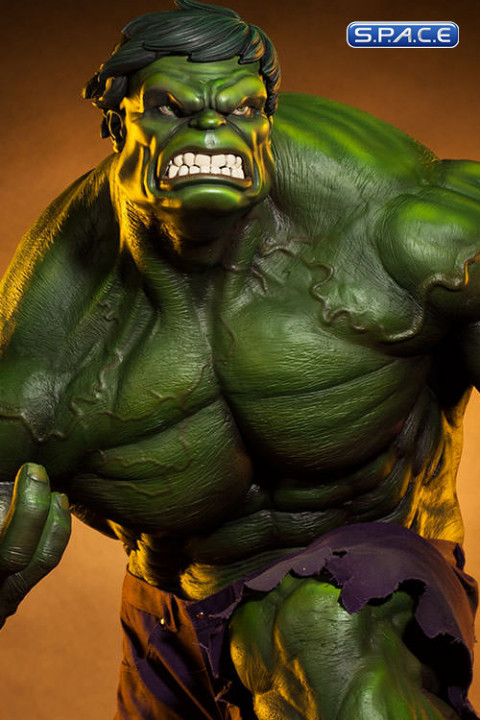 Incredible Hulk Premium Format Figure (Marvel)