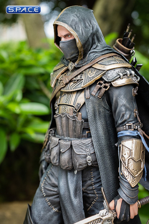 Breton Statue - Heroes of Tamriel (The Elder Scrolls)