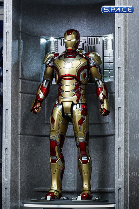 1/6 Scale Hall of Armor - House Party Protocol Version (Iron Man 3)