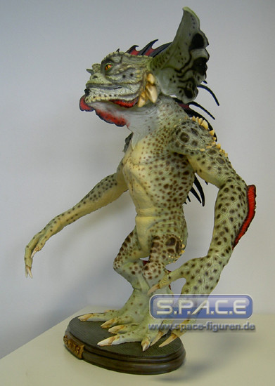 18 Mohawk Statue (Gremlins)