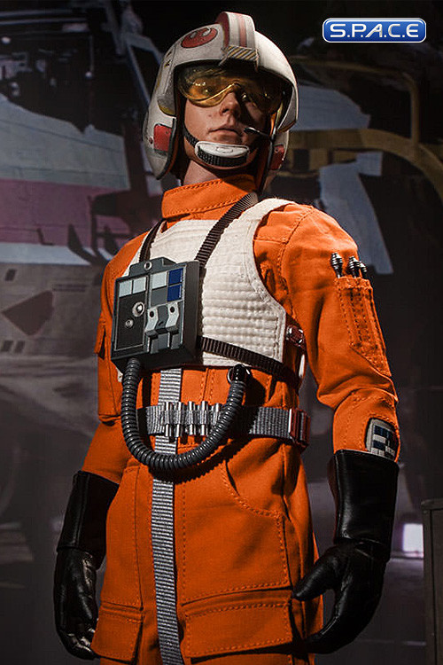 1/6 Scale Luke Skywalker Red Five XWing Pilot (Star Wars)