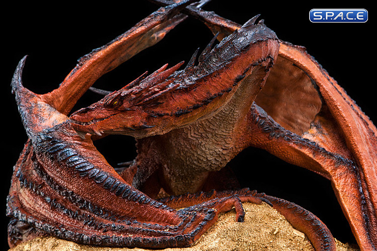 weta smaug king under the mountain weta smaug king under the mountain