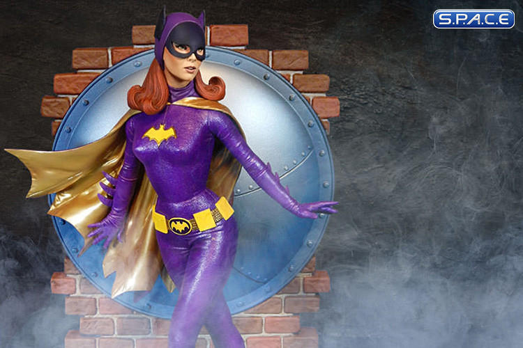 Batgirl Maquette (Batman Signature Series)