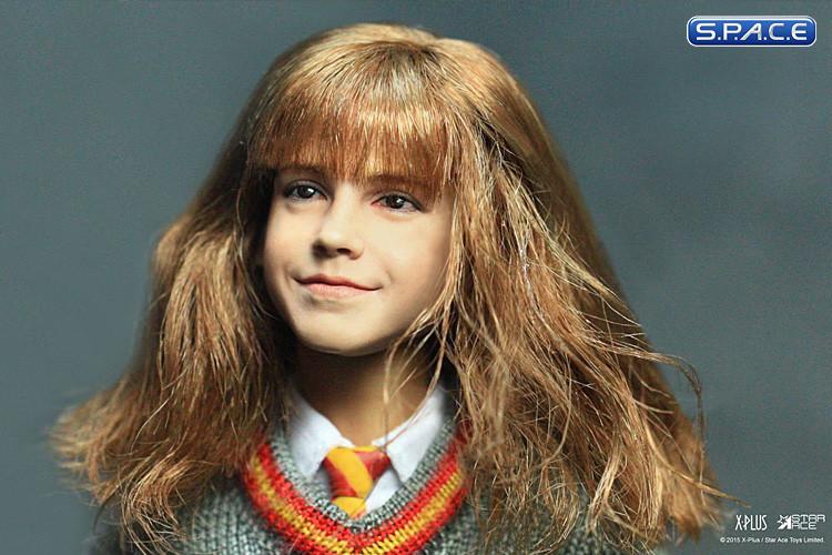 1/6 Scale Hermione Granger (Harry Potter and the Sorcerers Stone)