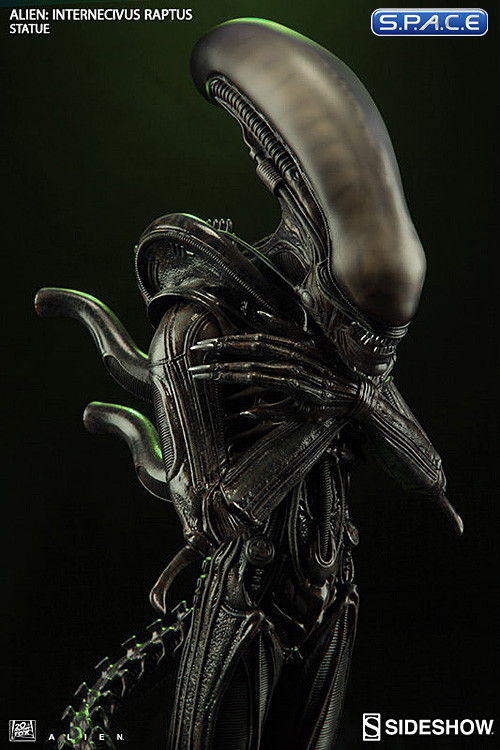 Internecivus Raptus Statue (Alien)