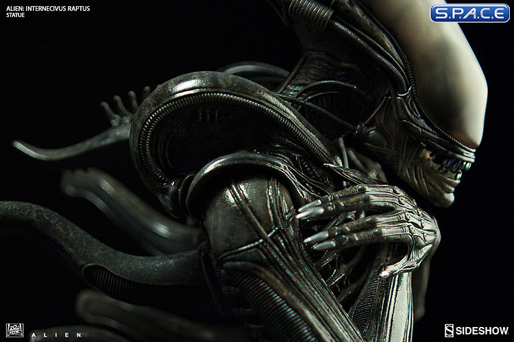 Internecivus Raptus Statue (Alien)
