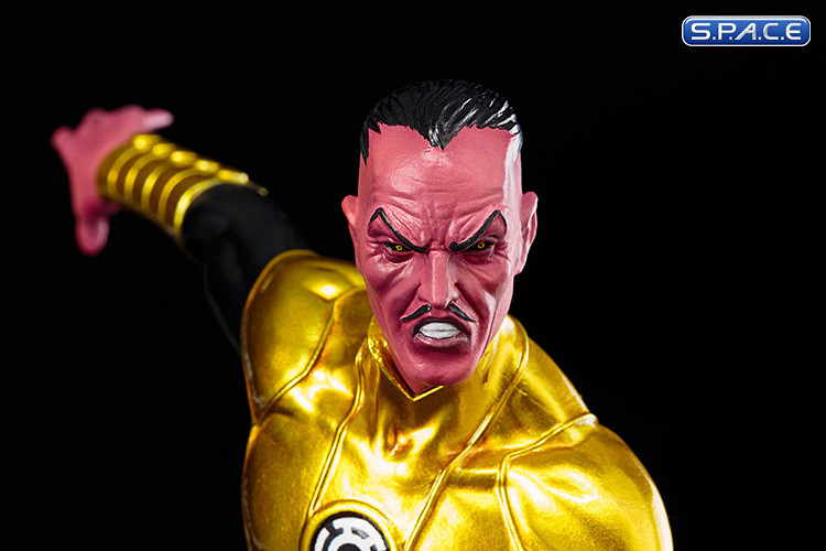 1/10 Scale Sinestro The New 52 ARTFX+ Statue (DC Comics)