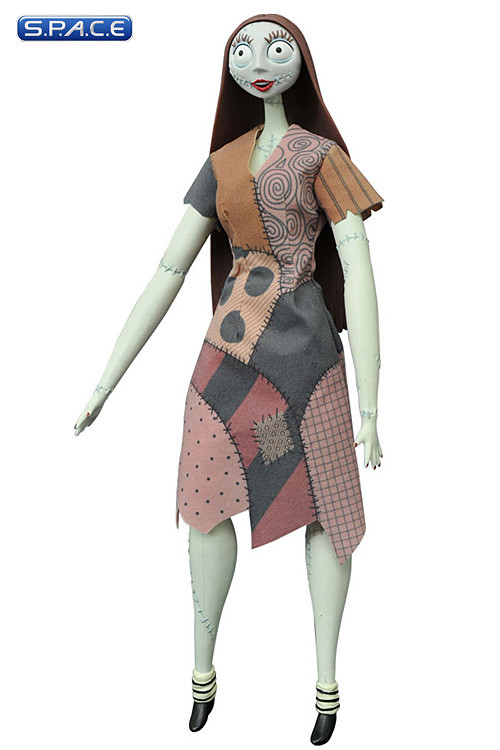 Sally Coffin Doll Unlimited Edition (Nightmare before Christmas) S.P.A.C.E spacefiguren.de
