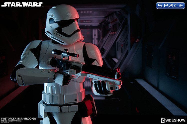 First Order Stormtrooper Premium Format Figure (Star Wars: The Force Awakens)