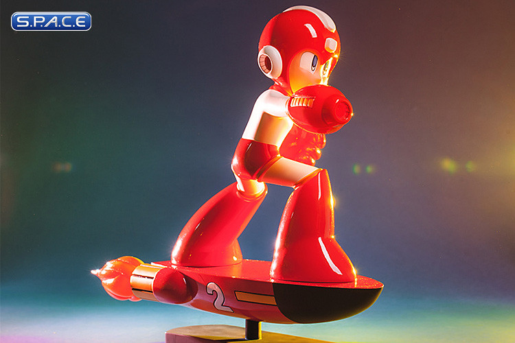 Megaman on Item 2 Statue (Megaman)