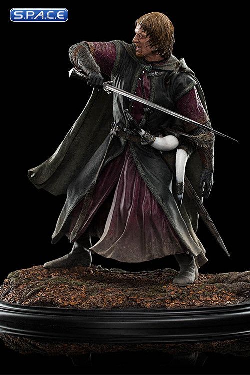Boromir at Amon Hen Statue (Lord of the Rings)