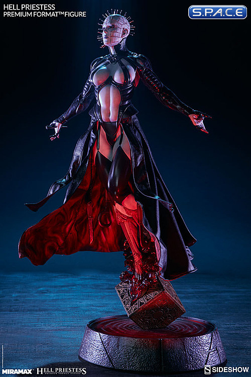 Hell Priestess Premium Format Figure (Clive Barker)
