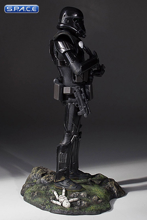 1/8 Scale Death Trooper Specialist Collectors Gallery Statue (Rogue One: A Star Wars Story)