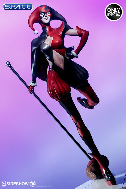 Harley Quinn Statue from Stanley Artgerm Lau Artist Series (DC Comics)